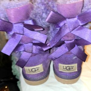 Girl's ugg boots
